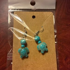 Dingle turtle earrings